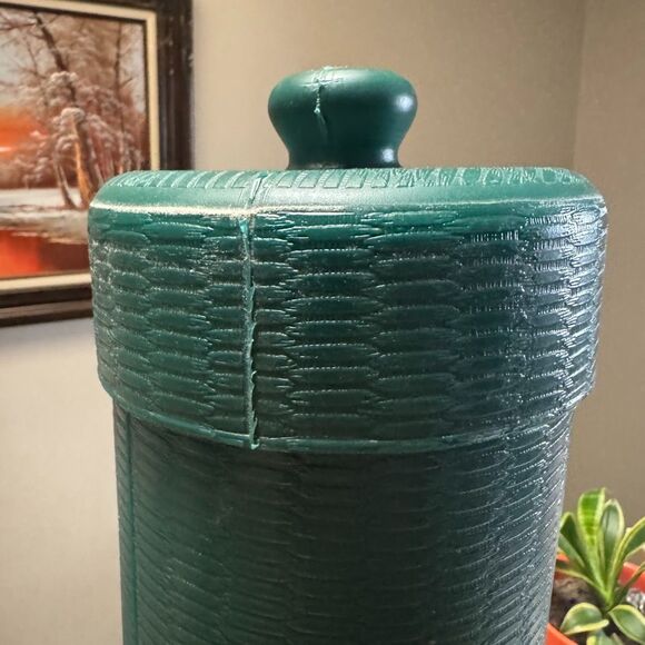 Vtg Breamco Blow Mold Rose w Faux Wicker Toilet Paper Holder Hunter Green - Picture 6 of 10